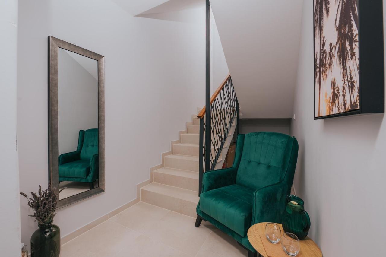 Apartments Virgine Maria I Baška Exterior foto